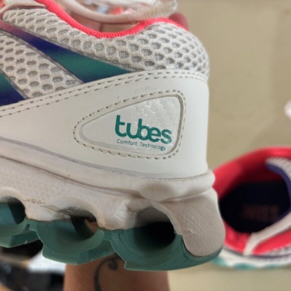 K-swiss Tubes ladies size 7 - Picture 6 of 6